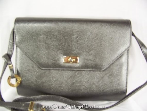adrienne vittadini shoulder bags