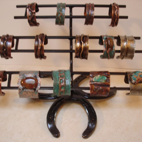 New design rack for cuff bracelets