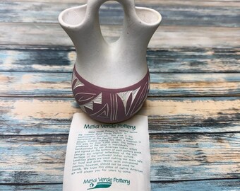 Mesa Verde Pottery Wedding Vase Mike Nay Navajo Etched Mint Condition Card