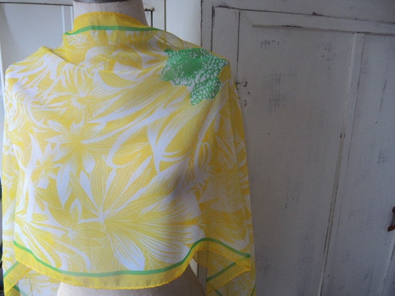 Vintage 1960s sheer scarf  yellow and green tropi… - image 3