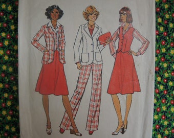 vintage 1970s Simplicity sewing pattern 7377 misses unlined jacket vest skirt and pants size 22 1/2 and 24 1/2