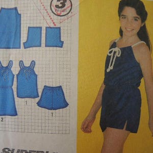 Patrón de costura vintage Simplicity de los años 80 9499 para niñas, vestido o top y pantalones cortos súper rápidos, talla 10