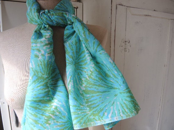 Vintage 1960s mod polyester crepe scarf mint gree… - image 5