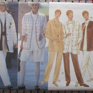Puede incluir: Un patrón de costura con ilustraciones de conjuntos femeninos. Los diseños incluyen chaquetas, chalecos y pantalones de varios estilos. El patrón incluye el texto "HOUSE OF FABRICS/SO-FRO FABRICS EXCHANGE ONLY".