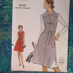 vintage 1970s Vogue sewing pattern 8317 misses front zippered  dress size 12 uncut