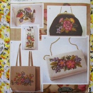 2000-tals sömnadsmönster Simplicity 5450 väskor och accessoarer med crewelbroderi Oklippta