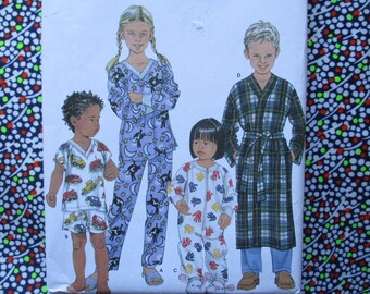 裁縫パターン Kwik Sew 3589 子供用パジャマ、サイズ 6-10、未カット