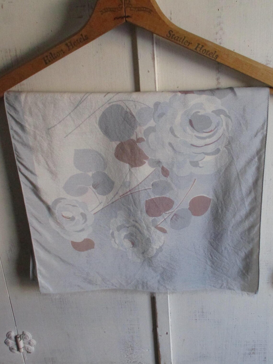Vintage  silk scarf pastel abstract floral flowers fringed  15 x 53 inches, foto 4 di 5