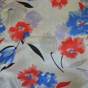 Vintage 1980s abstract floral fabric cotton polyester blend 46 inches wide BTY image 1