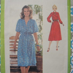 vintage 1970s Simplicity sewing pattern 9062 misses pulllover dress UNCUT size 12