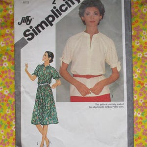 vintage 1970s Simplicity sewing pattern 9872 misses jiffy pullover dress or top size 12