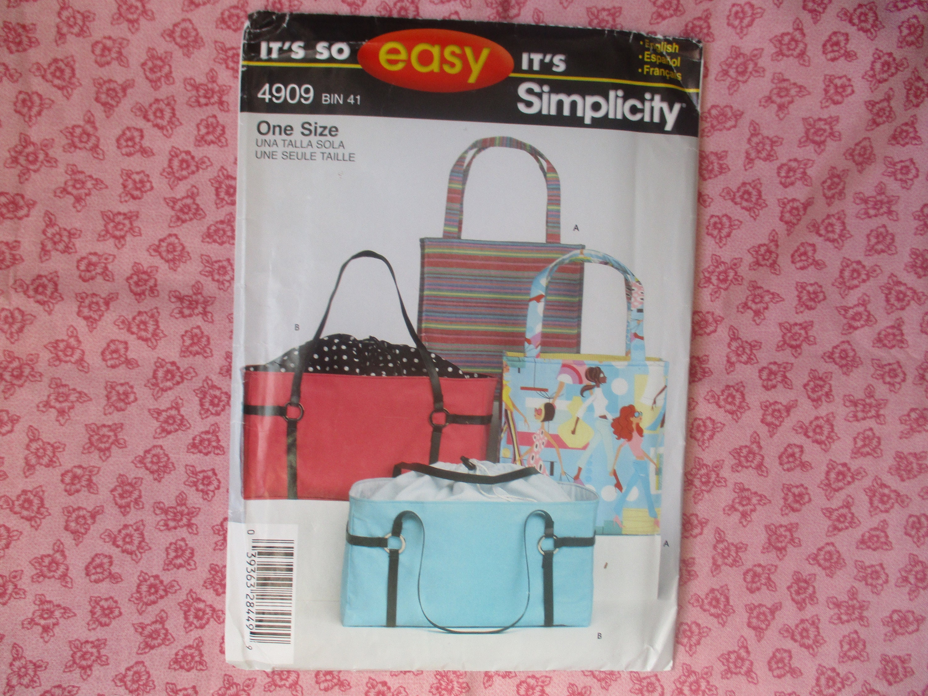 2000s Sewing Pattern Simplicity 4909 Bags in 2 Styles UNCUT