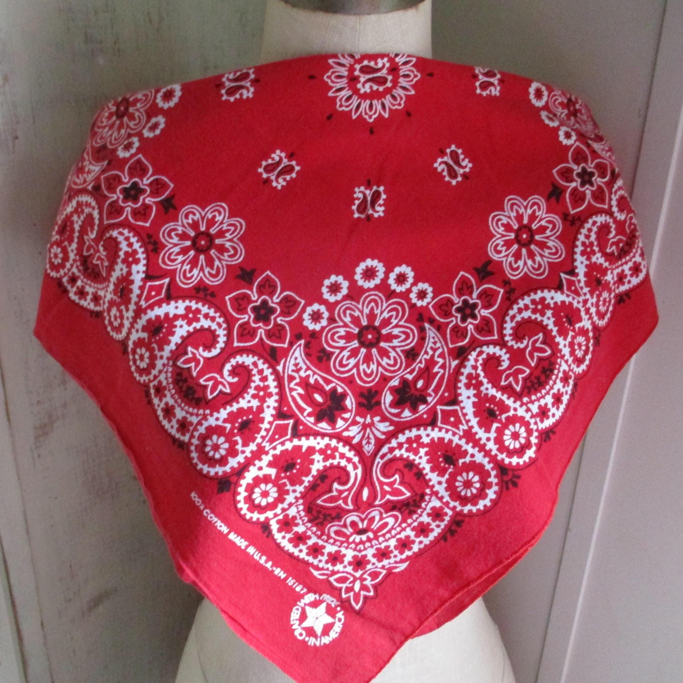 アメリカで誇りを持って作られたヴィンテージバンダナ。すべて綿製