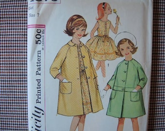 Patrón de costura Simplicity vintage de los años 60, número 4875, para vestido y abrigo de niña, talla 7