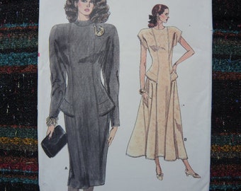 vintage 1980s Vogue sewing pattern 9957 misses dress size 6-8-10 UNCUT