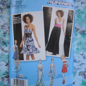 2000s sewing pattern Simplicity 2212 misses Dress in two lengths with bodice variations UNCUT sizes 4-12