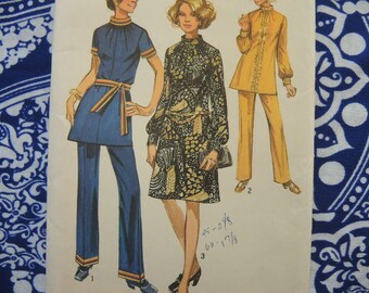 vintage 1970s Simplicity sewing pattern 9085 misses dress or tunic and pants size 12