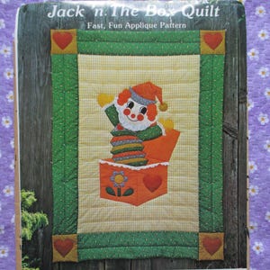 vintage 1970s Applique quilt pattern The gingham goose nursery quilt, baby infant Jack&#39;n the Box quilt UNCUT