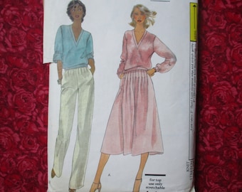 vintage 1980s Vogue sewing pattern 7138 misses disco era top skirt and pants size 8