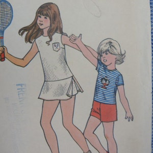 vintage 1970s Butterick sewing pattern 6645 girls size 6 pant dress