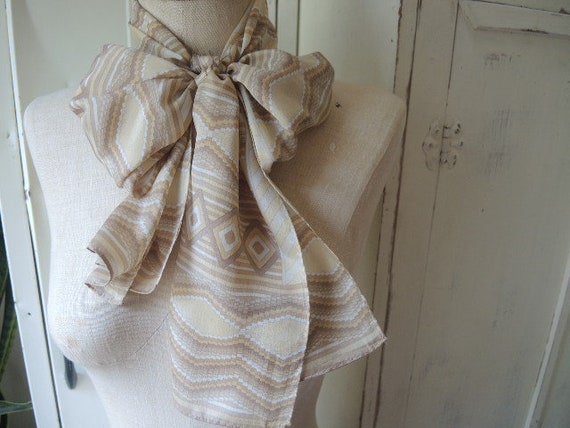 Vintage 1980s silk scarf Liz Claiborne southwest … - image 6