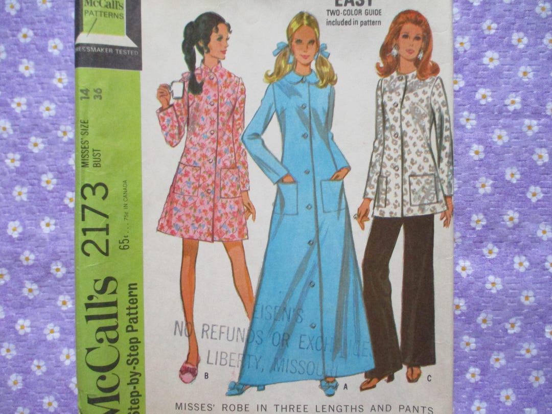 Vintage 1970s Mccalls Sewing Pattern 2173 Misses Button Front Robe in ...