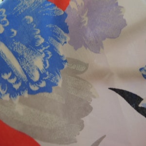 Vintage 1980s abstract floral fabric cotton polyester blend 46 inches wide BTY image 9