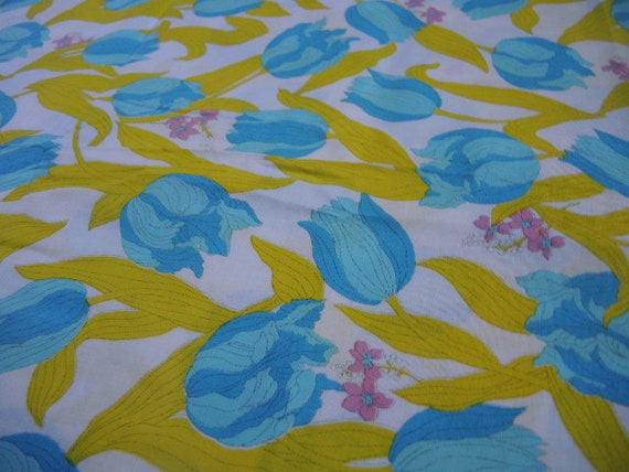 Vintage 1960s fabric cotton polyester blend teal and green abstract tulips floral 44 inches wide