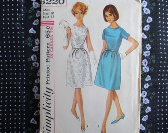 vintage 1960s Simplicity sewing pattern 6220 misses one piece dress UNCUT size 10