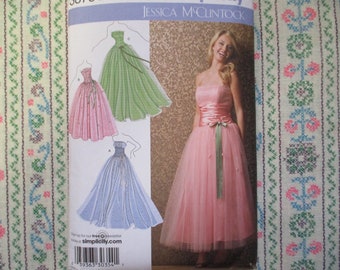 2000s Simplicity sewing pattern 3878 Jessica McClintock special occasion dress sizes 12-20