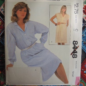 vintage McCalls 1980er Jahre Schnittmuster 8448 Damenkleid Größe small UNCUT