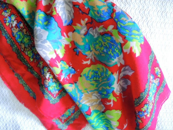 Vintage Glentex  acrylic scarf floral red blue ne… - image 3