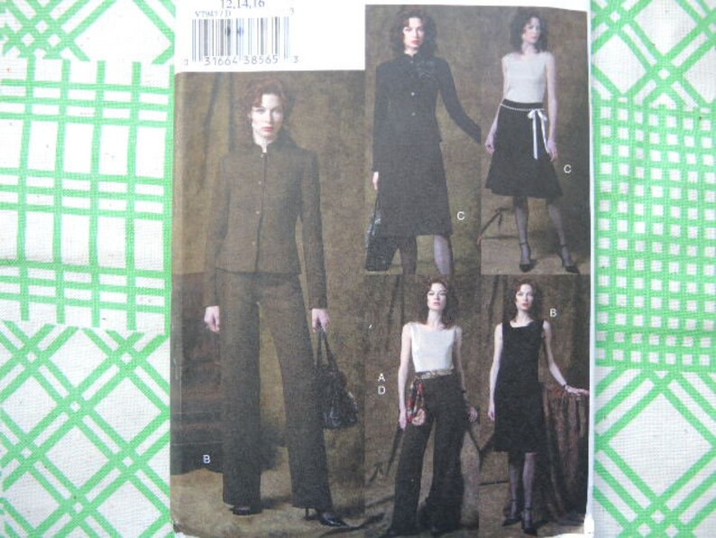 2000s Vogue sewing pattern 7947 misses jacket top dress skirt and pants size 12-14-16 UNCUT image 1