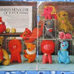 Conjunto de patrones de costura vintage de los años 70 de Woman's Day para animales de peluche: conejos, leones, gatos, osos, perros, elefantes, gallinas y koalas. SIN CORTAR.