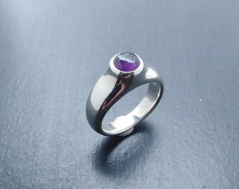 Medieval Style Silver Ring With Amethyst Cabochon size O 1/2 uk