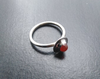 Medieval style ring, sterling silver with carnelian cabochon UK size R 1/2