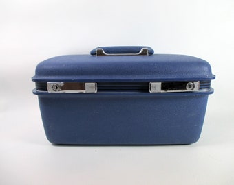 Vintage SAMSONITE Concord Train Case Blue Plastic Hard Sided Luggage Travel Vanity Carry On Luggage Overnight Weekender Tote Top Handle Bag