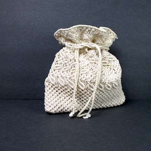 1970er Jahre Kordelzug Beutel Geldbörse Vintage Handtasche Makramee Top Henkel Tasche Natürlich Gewebte Sommertasche Kleine Off-White Satchel Boho Hippie Geldbörse