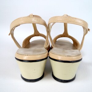 Vintage 1960s MOD Hush Puppies T-strap Sandals Ladies Beige Cream Vegan Leather Open Toe Sling Back Short Block Heel Women's Shoes 7.5 M image 6