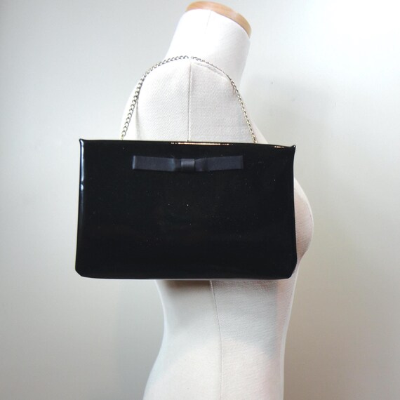 Pochette Vintage En Cuir Vernis Noir - Chaîne Dorée, Occasion, Taille Moyenne