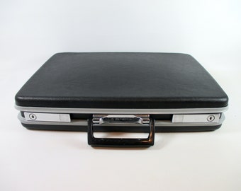 Samsonite Slimline Hard Sided Maletín Vintage Negro Agregado Abogados Bolsa de viaje Mango superior Caja portátil con archivos colgantes Retro 80s Carry On