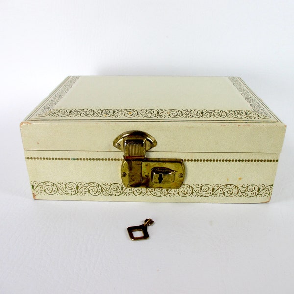 MELE Small Vintage Jewelry Case w Key Mid Century Dresser Top Box Rectangle Jewelry Valet Earrings Rings Bracelet Storage 7.75 x 5.75 x 2.75