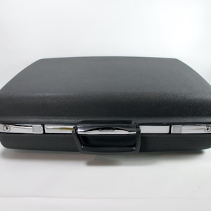 Samsonite Saturn Gray Hard Sided Suitcase Vintage Luggage 1980s Overnight Travel Bag Vintage Weekender 20 inch Hard Plastic Suitcase