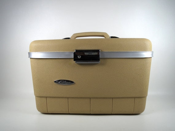 forecast carry on luggage