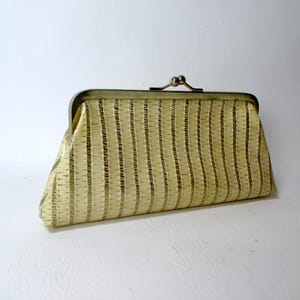 1950s Clear Plastic Raffia Purse Gold Framed Clutch Bag w Kiss Closure Vintage Handbag Mid Century Purse Summer Clutch