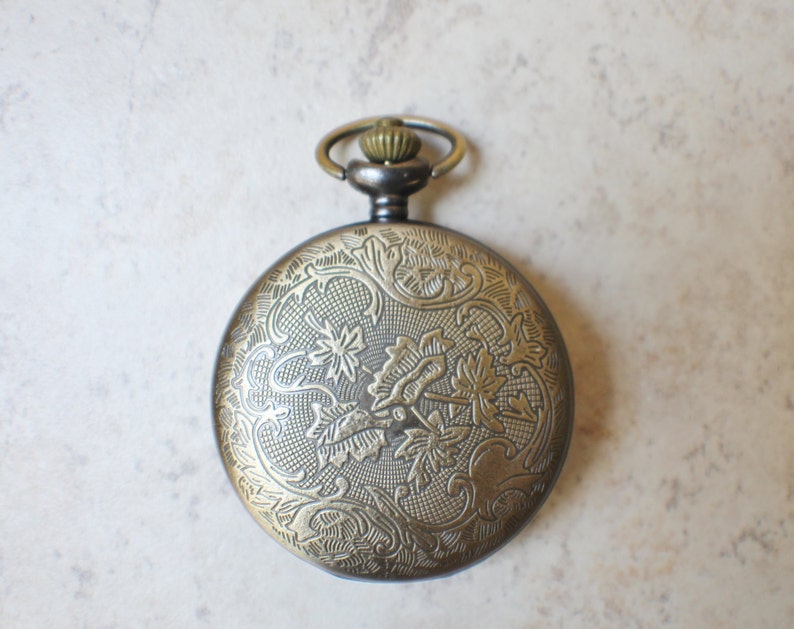 Sea turtle men's pocket watch, front case is mounted with bronze sea turtle image 5