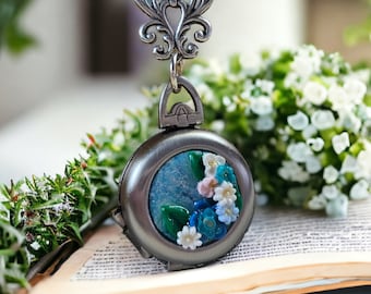 Four Photo Locket Necklace, Multi Picture Locket, Photo Locket, Multi Frame Locket, Floral Photo Locket, Clay Photo Locket, Small Locket