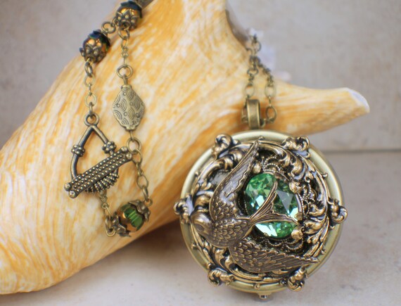 Green Crystal Dove Music Box Locket Round Music Box Pendant Etsy
