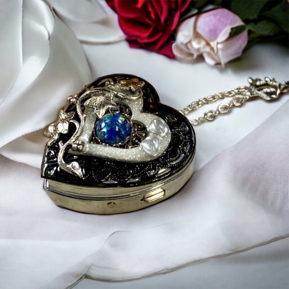 Blue Sapphire Glass Opal Music Box Locket – Char's Favorite Things