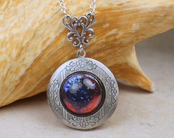 Red Dragon's Breath Opal Photo Locket Necklace: Silver Finish Keepsake